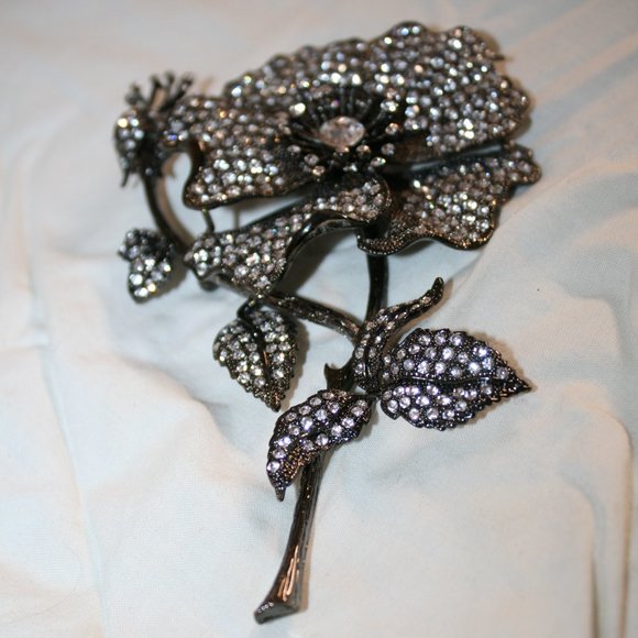 Designer  CZ silver brooch Angelique de Paris - Picture 4 of 4